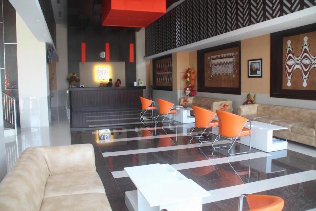 Grand Abe Hotel Jayapura Extérieur photo