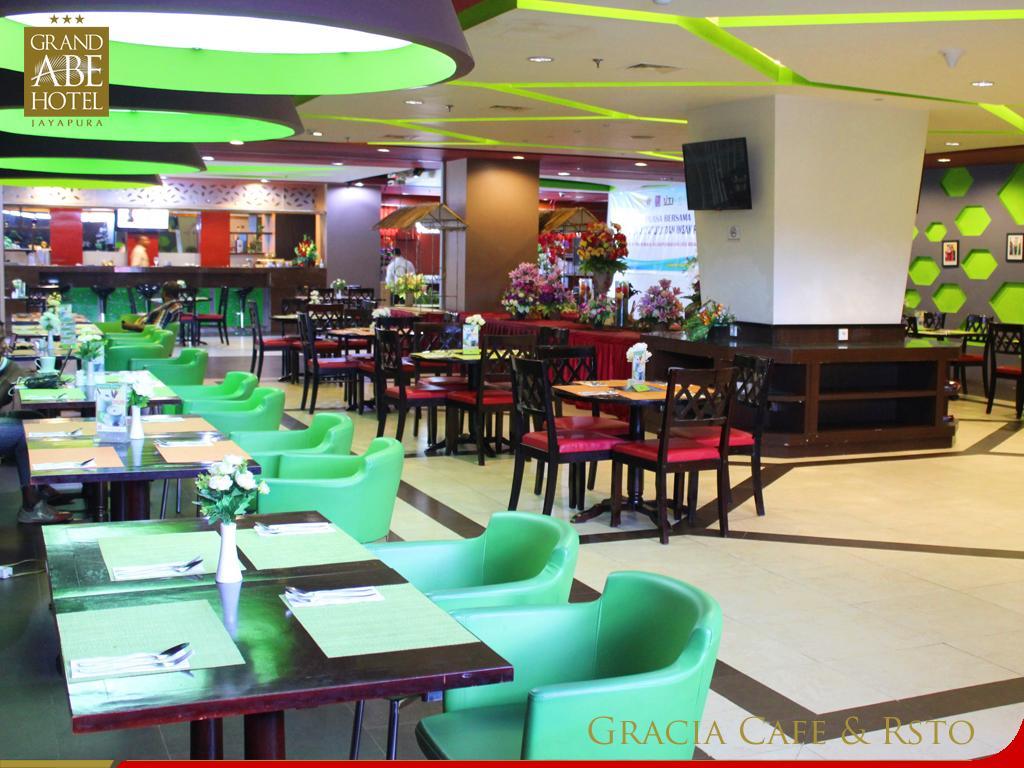 Grand Abe Hotel Jayapura Extérieur photo